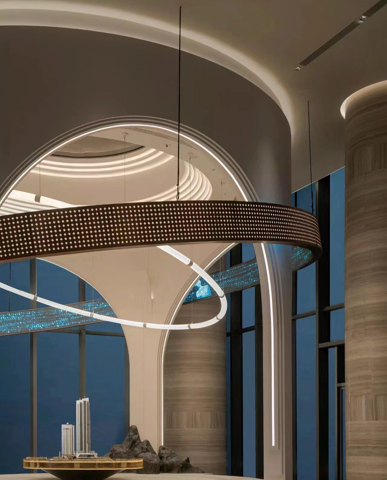Dutti LED Large Acrylic Ring Chandelier Pendant Lighting: Unique Design OEM/ODM for Showroom